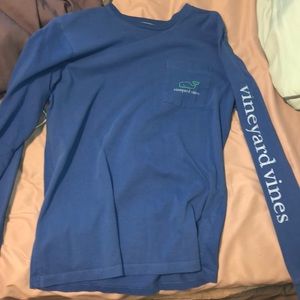long sleeved vineyard vines